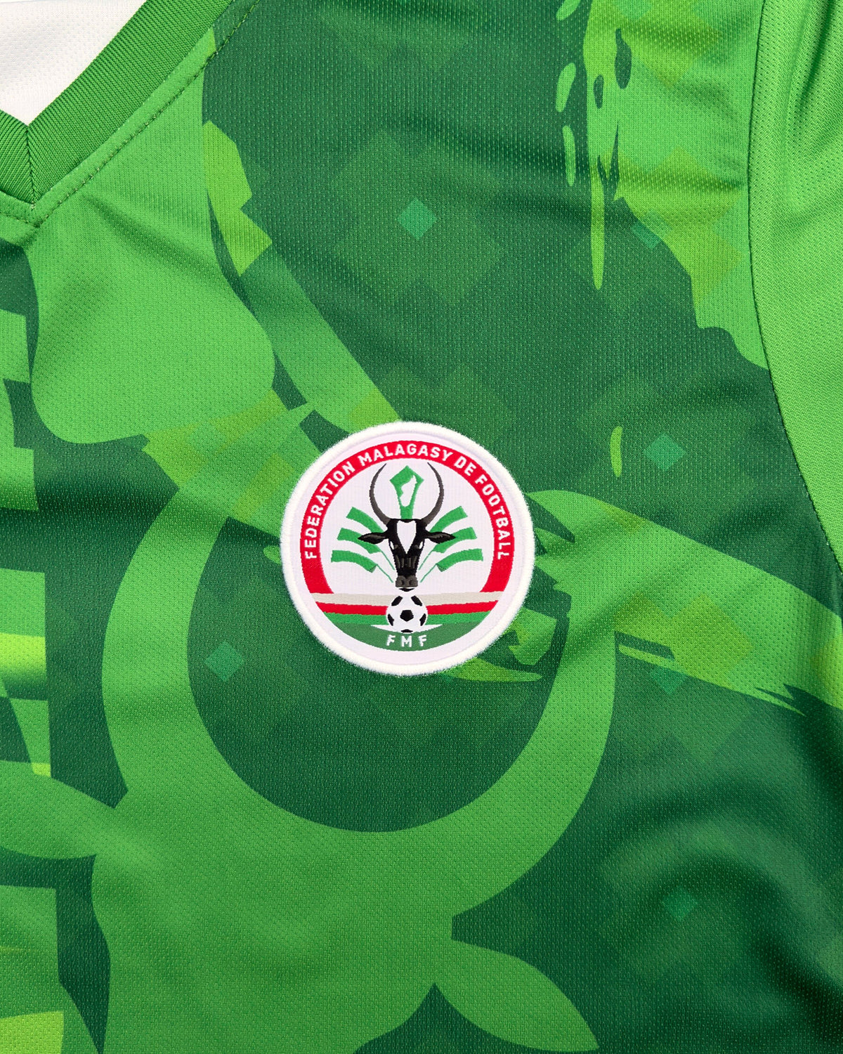 Maillot Madagascar Umbro 2025/26 extérieur – écusson de la Fédération Malagasy de Football