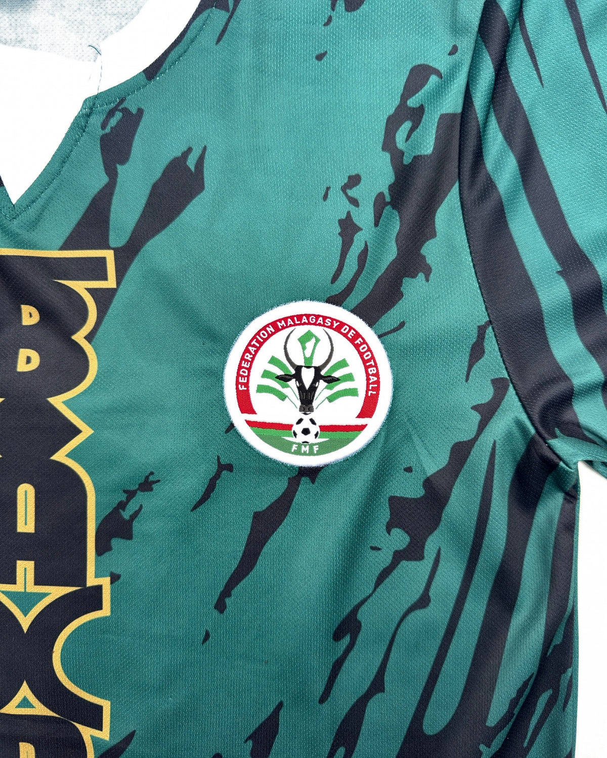 Maillot Madagascar vert Barea – écusson brodé de la Fédération Malagasy de Football